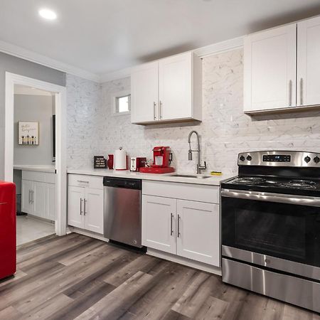 Urban Retreat 1Br With Free Park Appartement Houston Buitenkant foto